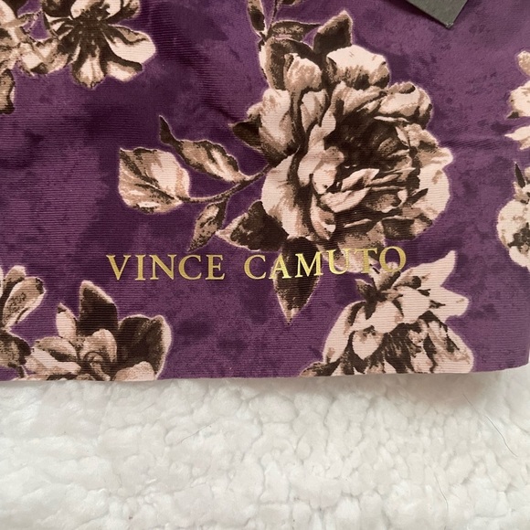 Vince Camuto 2 bra set - Picture 7 of 12